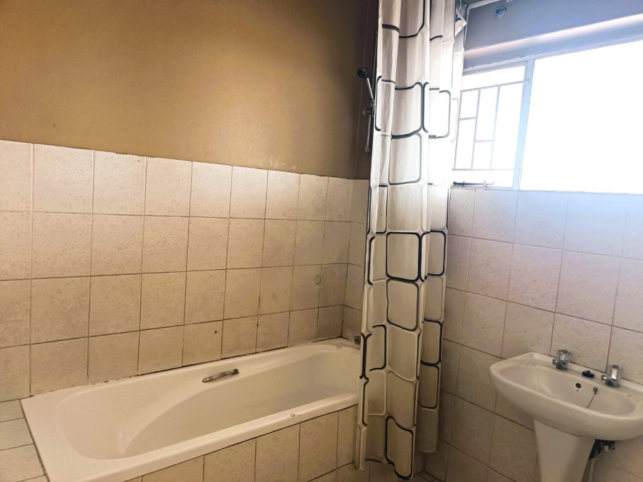 1 Bedroom Property for Sale in Navalsig Free State